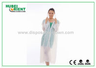 White Disposable Use Waterproof PE Visitor Coat 125x150cm for factoy/workshop/garden